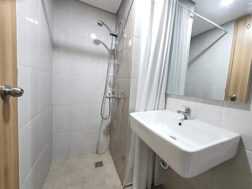Padina Suites Tangerang Rom bilde